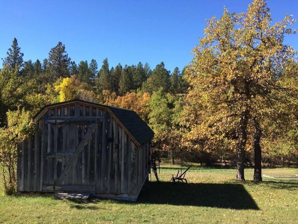 Lytle Creek Inn Bed And Breakf Devils Tower Ngoại thất bức ảnh